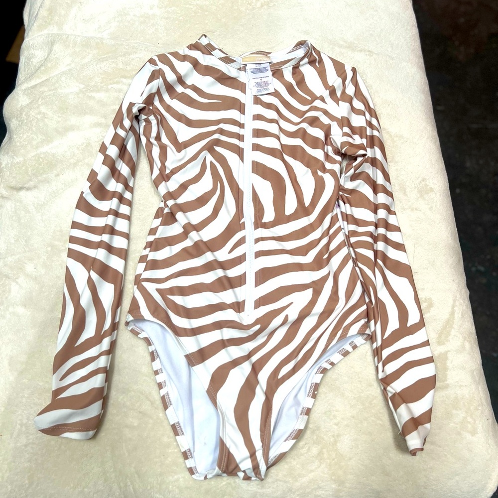 NWT Michael Kors l/s Women’s swimsuit